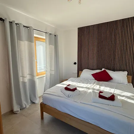 1911 Velden Apartment