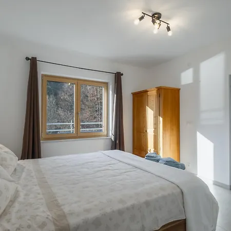 1911 Velden Apartment *