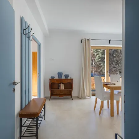 1911 Velden Apartment